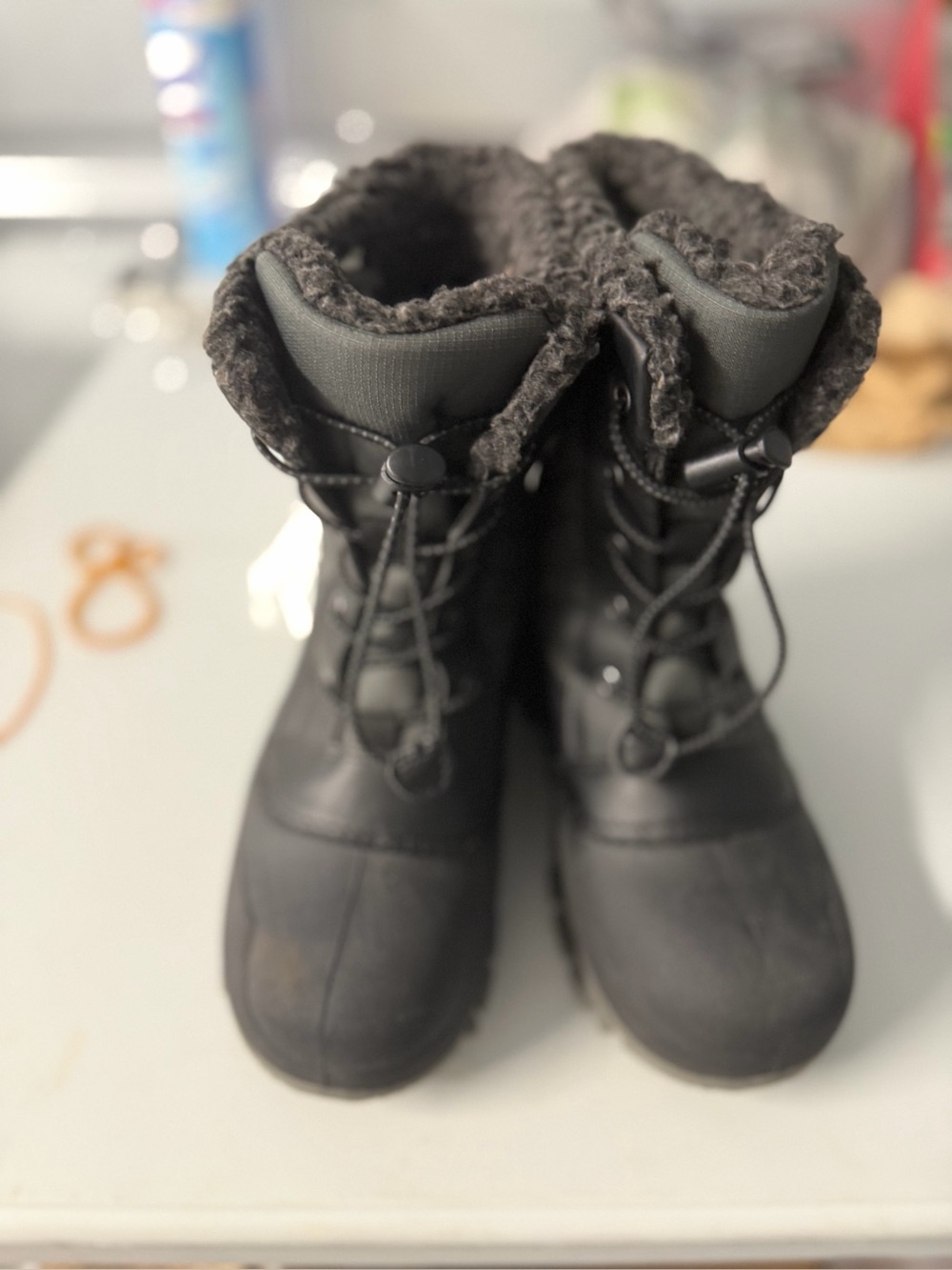 Black Insulated Winter Boots with Faux Fur Trim size 2 nwot